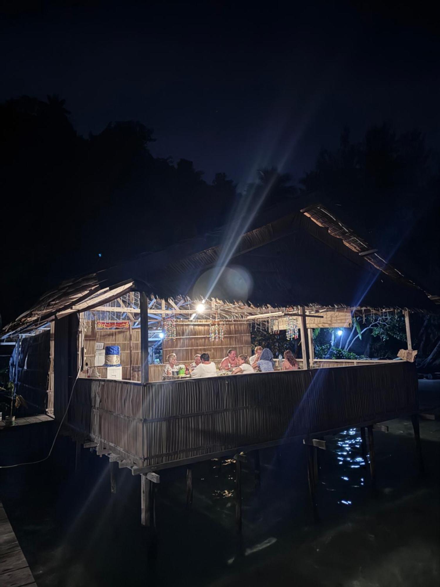 Junior Homestay Kri Exterior foto